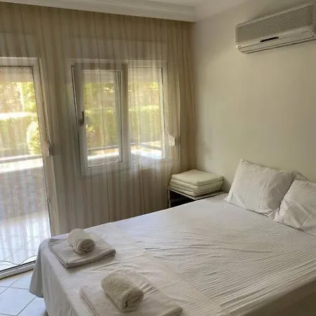 Side'de Havuzlu Daire Appartement