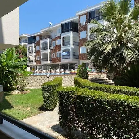 Side'de Havuzlu Daire Appartement *