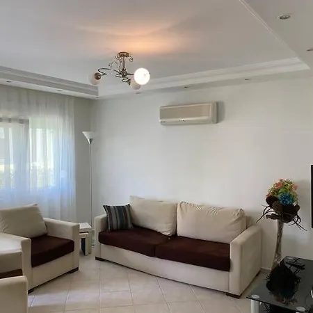 Apartament Side'de Havuzlu Daire